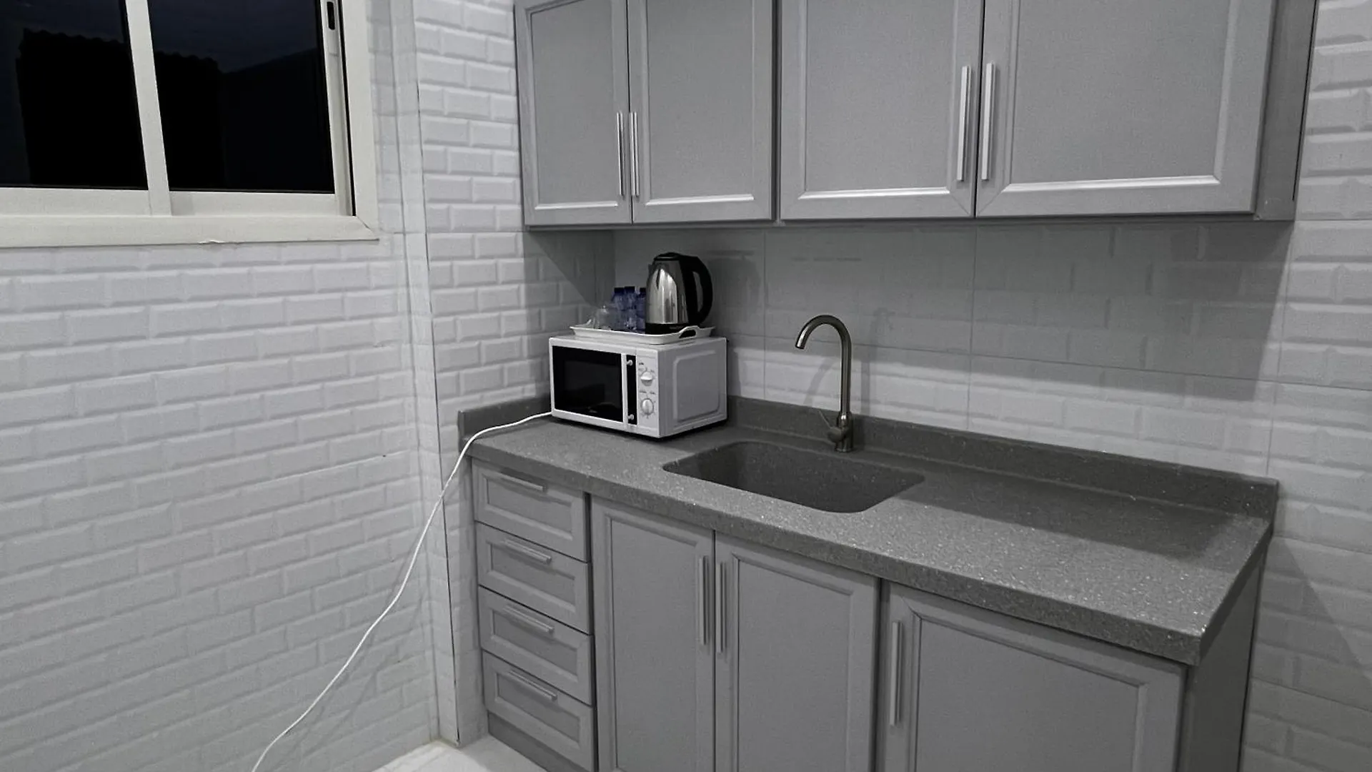 Appartamento شقة فاخرة بغرفة نوم وصالة 10 Luxury Apt Ar Riyad