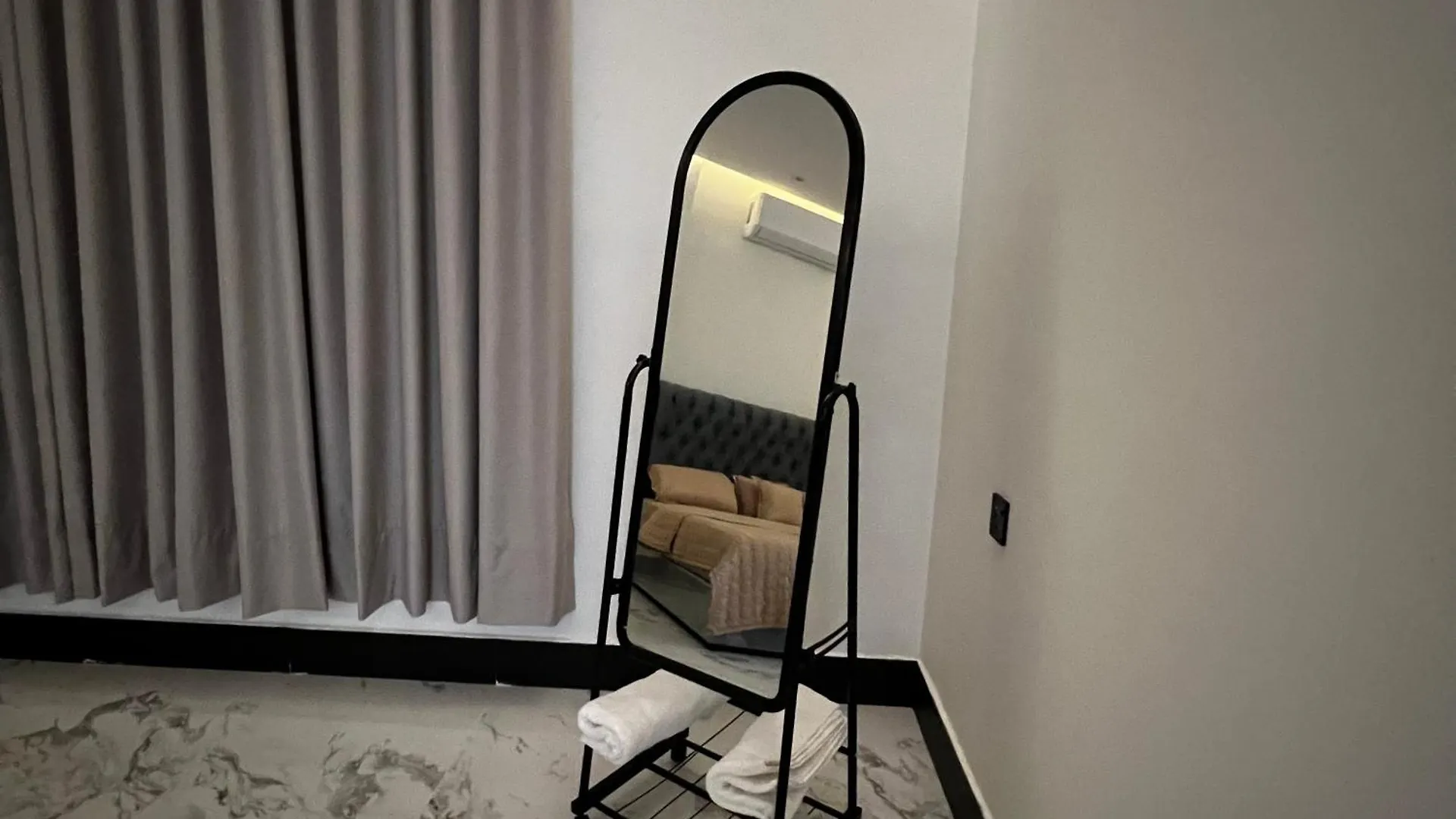 Appartamento شقة فاخرة بغرفة نوم وصالة 10 Luxury Apt Ar Riyad 0*,  Arabia Saudita