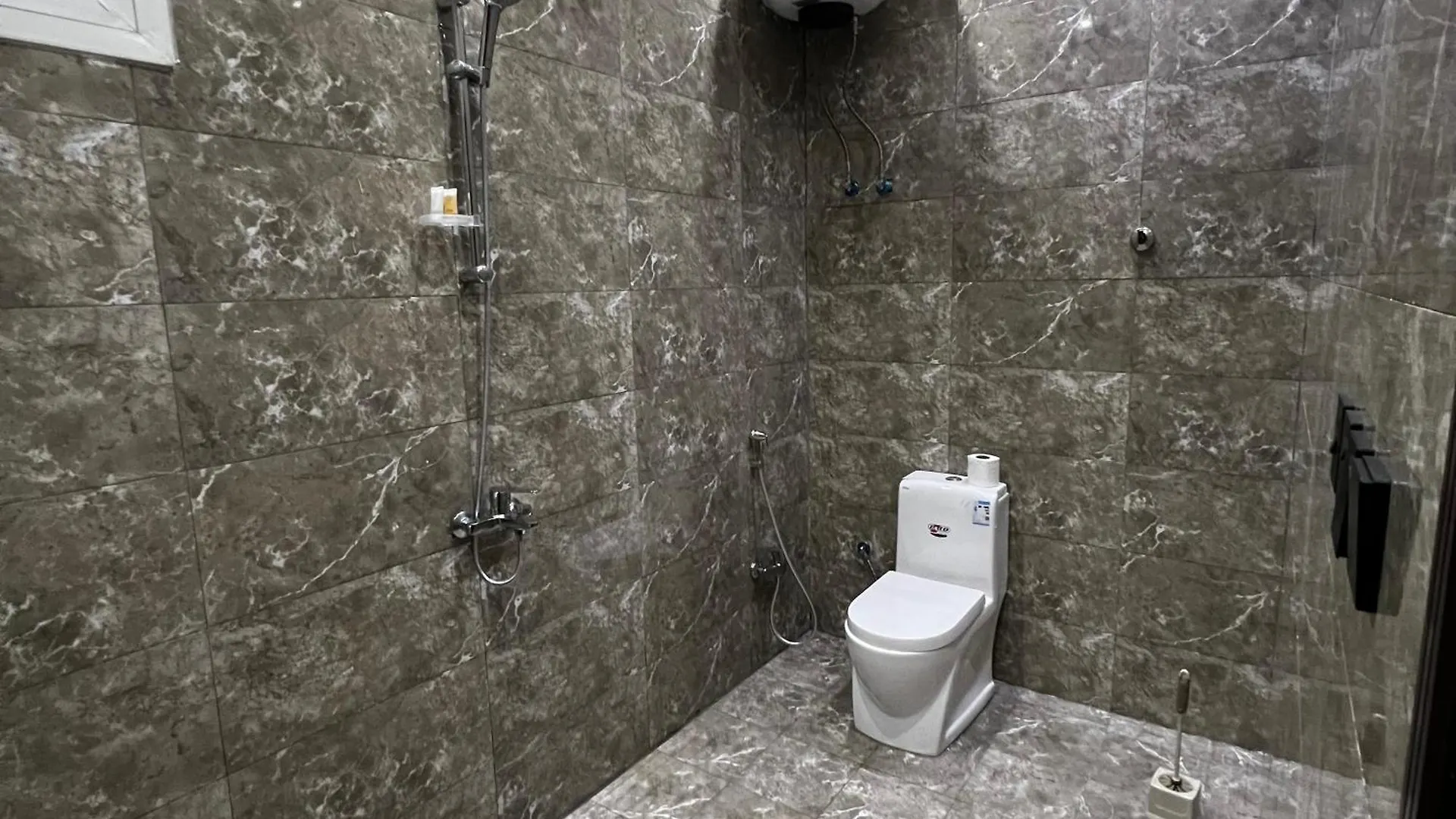 Appartamento شقة فاخرة بغرفة نوم وصالة 10 Luxury Apt Ar Riyad